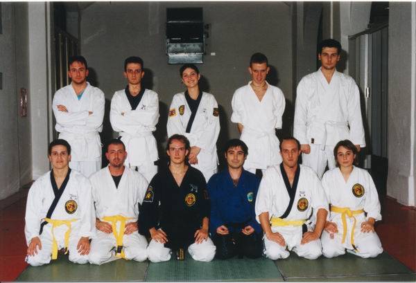 foto-gruppo-jujitsu-2000